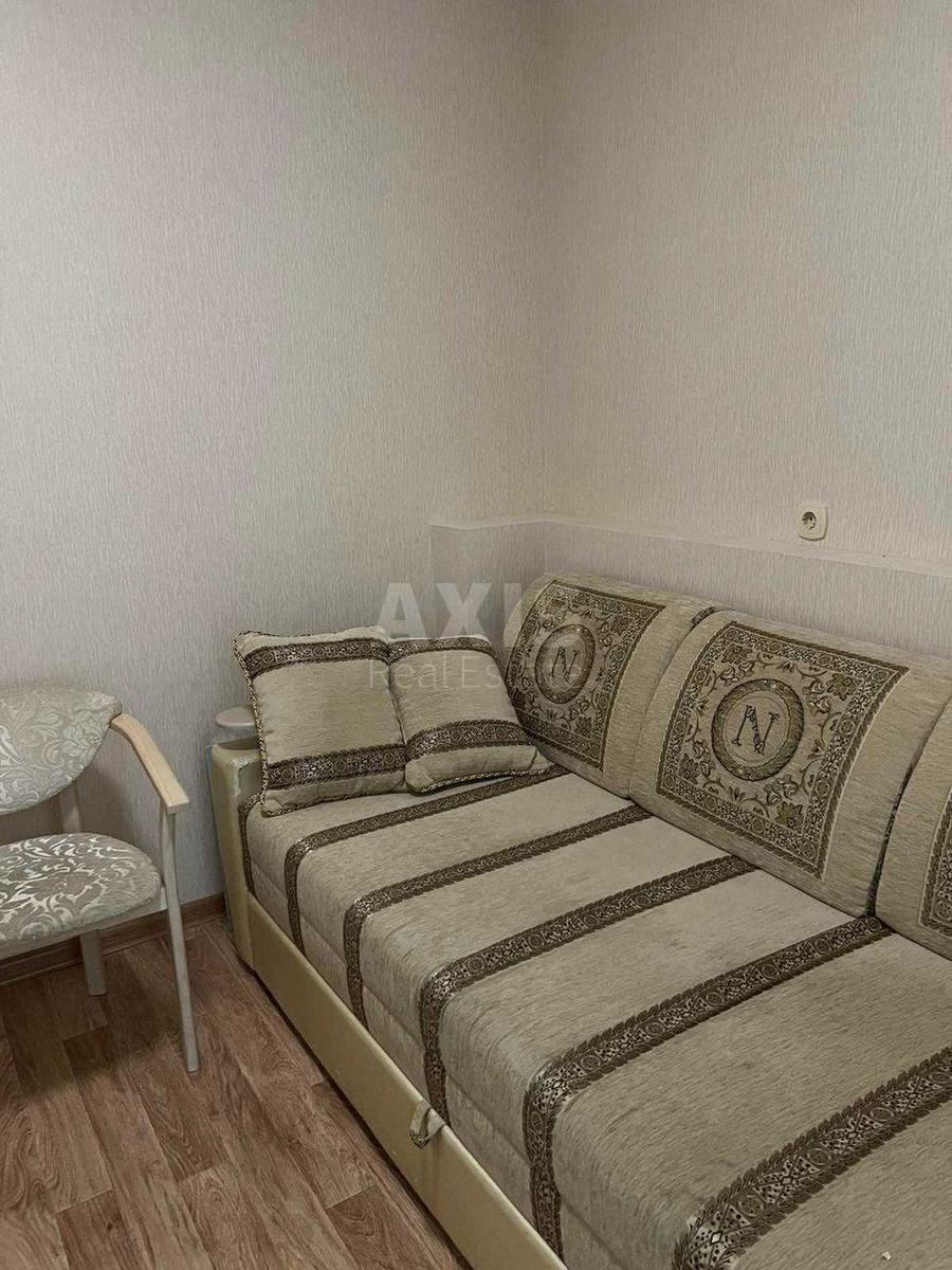 1k apartment vul. Myhajla Maksymovycha 9В