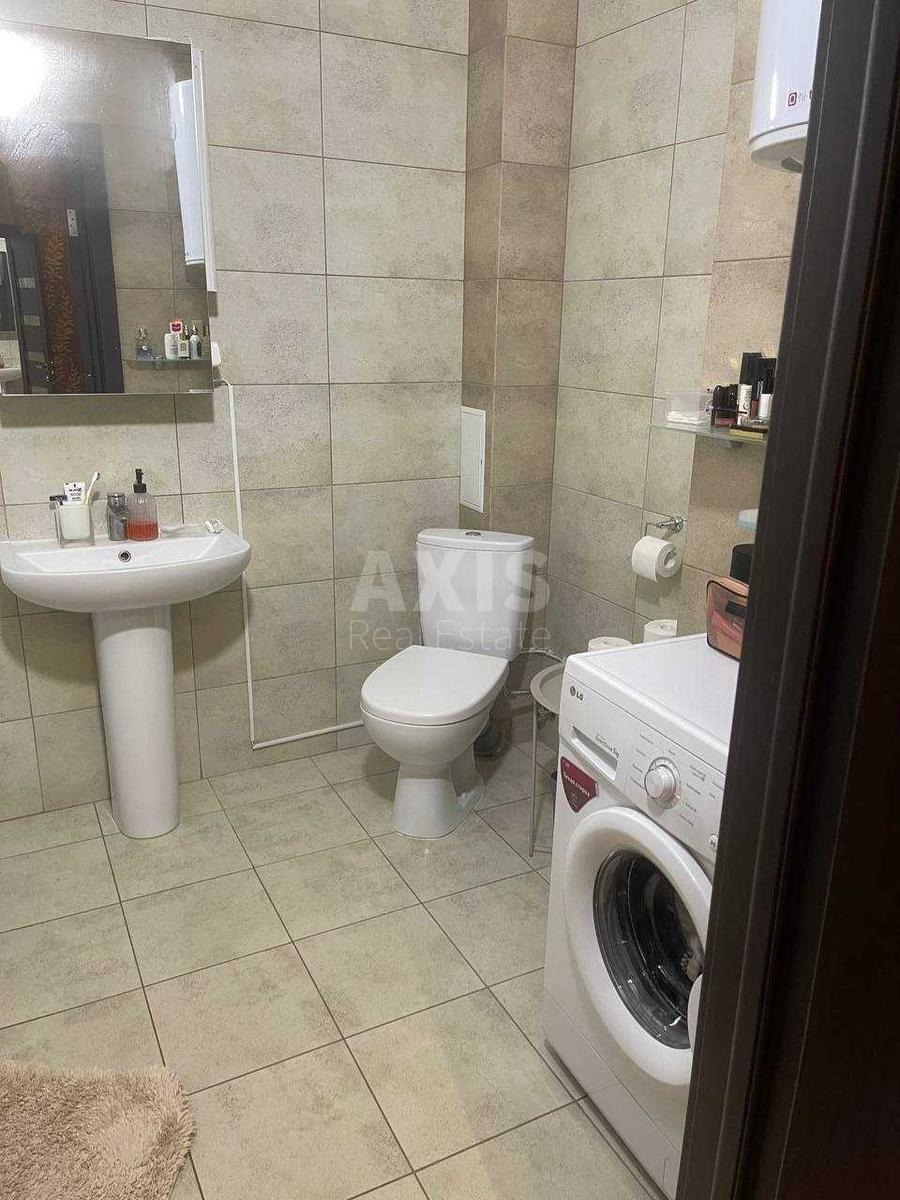1к квартира ул. Драгоманова 2А0