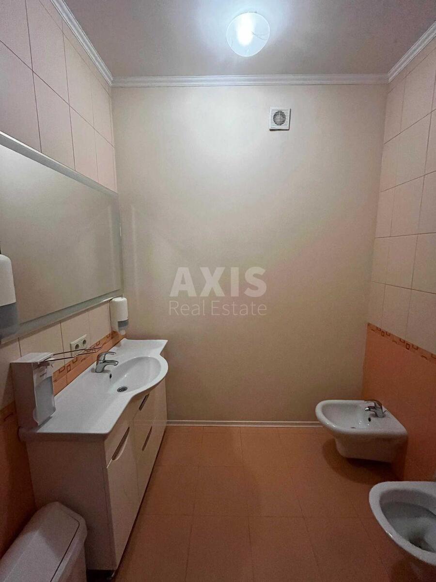 Office uzv. Krutyj 7, 233m25820811