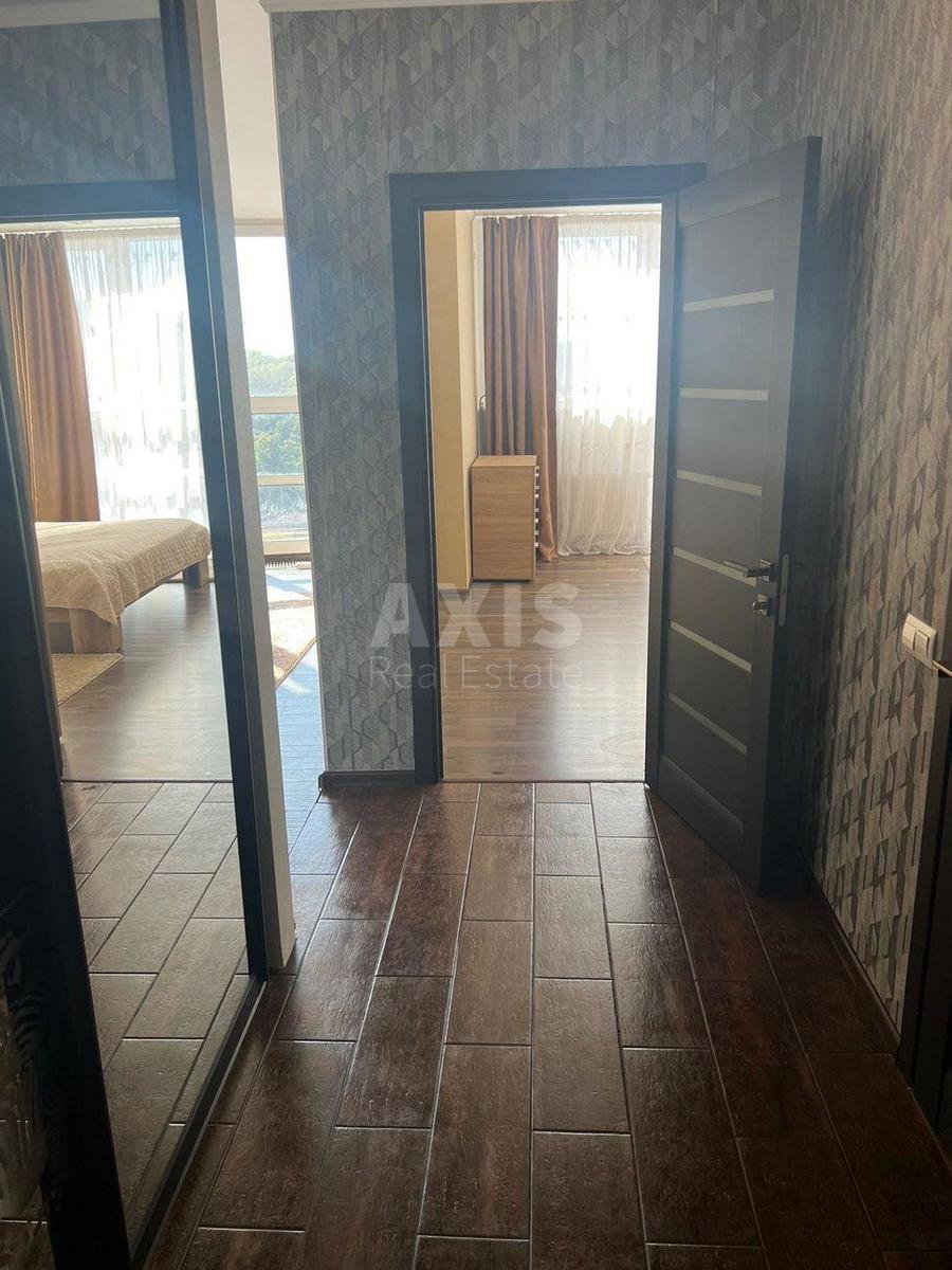 2k apartment vul. Malevycha Kazymyra 896