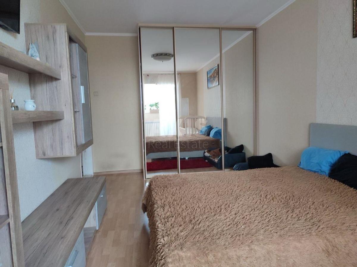 3k apartment pr-t Glushkova Akademika 416