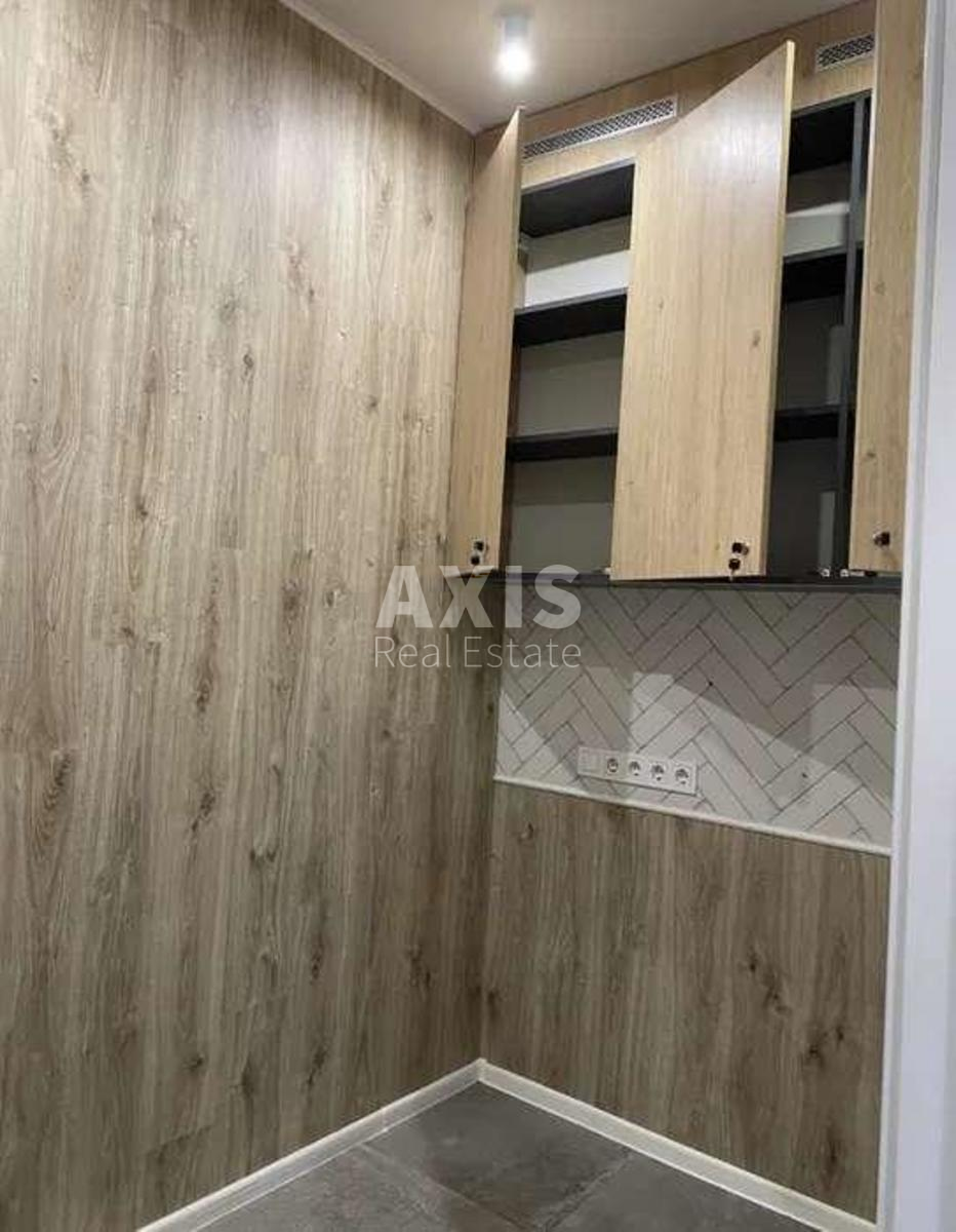 Office vul. Volodymyro-Lybids'ka 22, 50m2286246