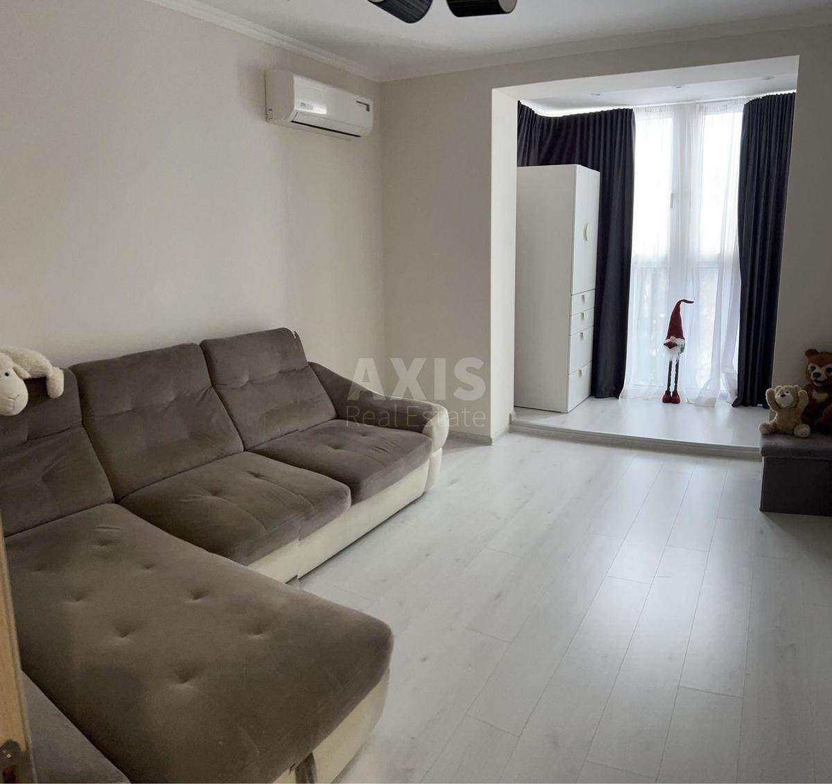 2k apartment vul. Buchmy Amvrosija 81