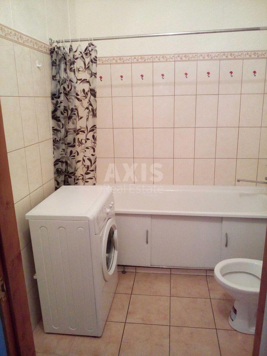 1k apartment vul. Svitla 3Д, корп. 1576057