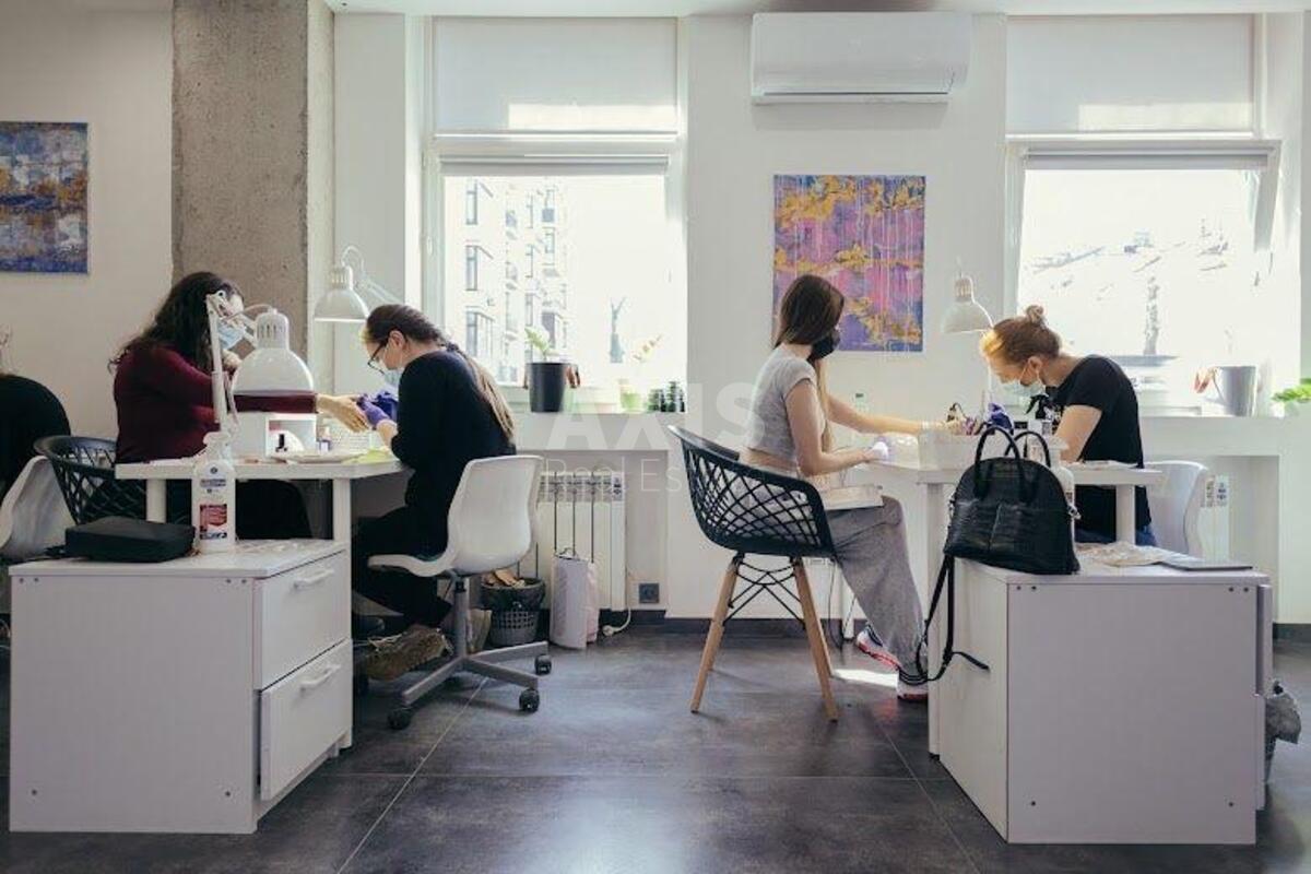 Trade object vul. Nazarivs'ka 23, 72m2620312