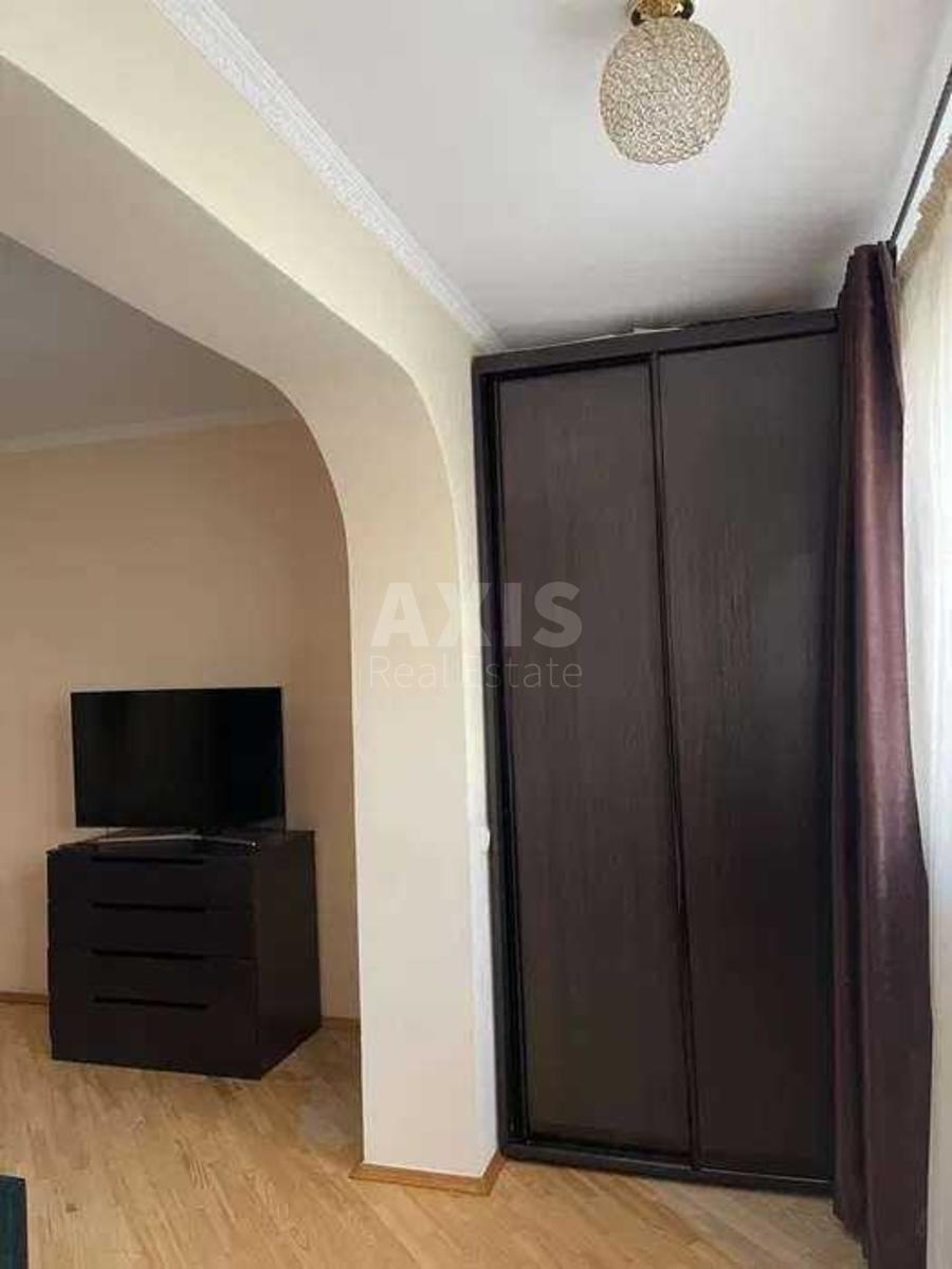 2k apartment vul. Urlivs'ka 59