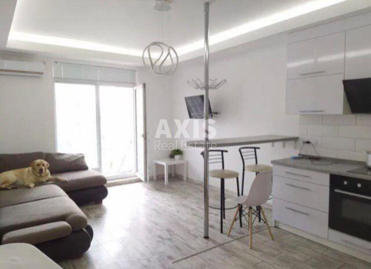 1k apartment vul. Myhajla Maksymovycha 240