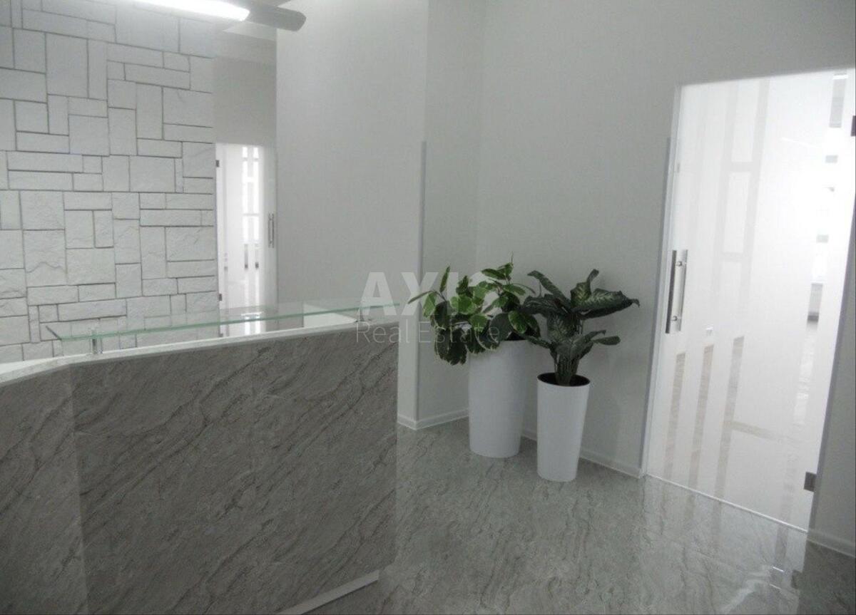 Office uzv. Klovs'kyj 7, 154m27