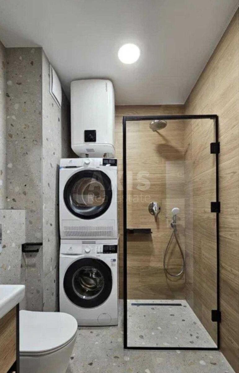 2k apartment nab. Dniprovs'ka 18627117