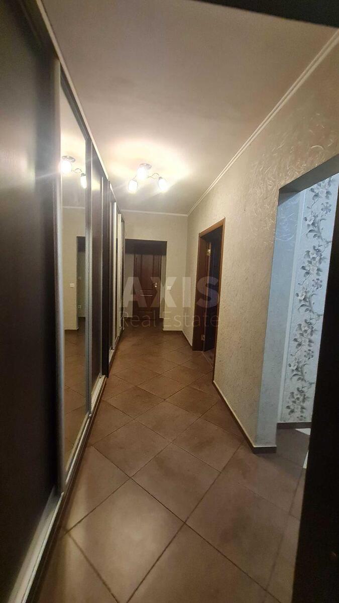 3k apartment vul. Vashhenka Grygorija 74
