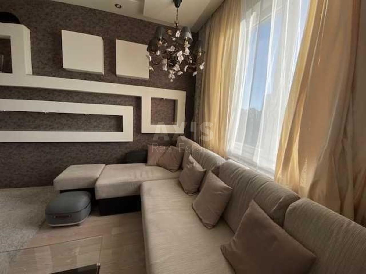 3k apartment pr-t Geroi'v Stalingrada 8А4