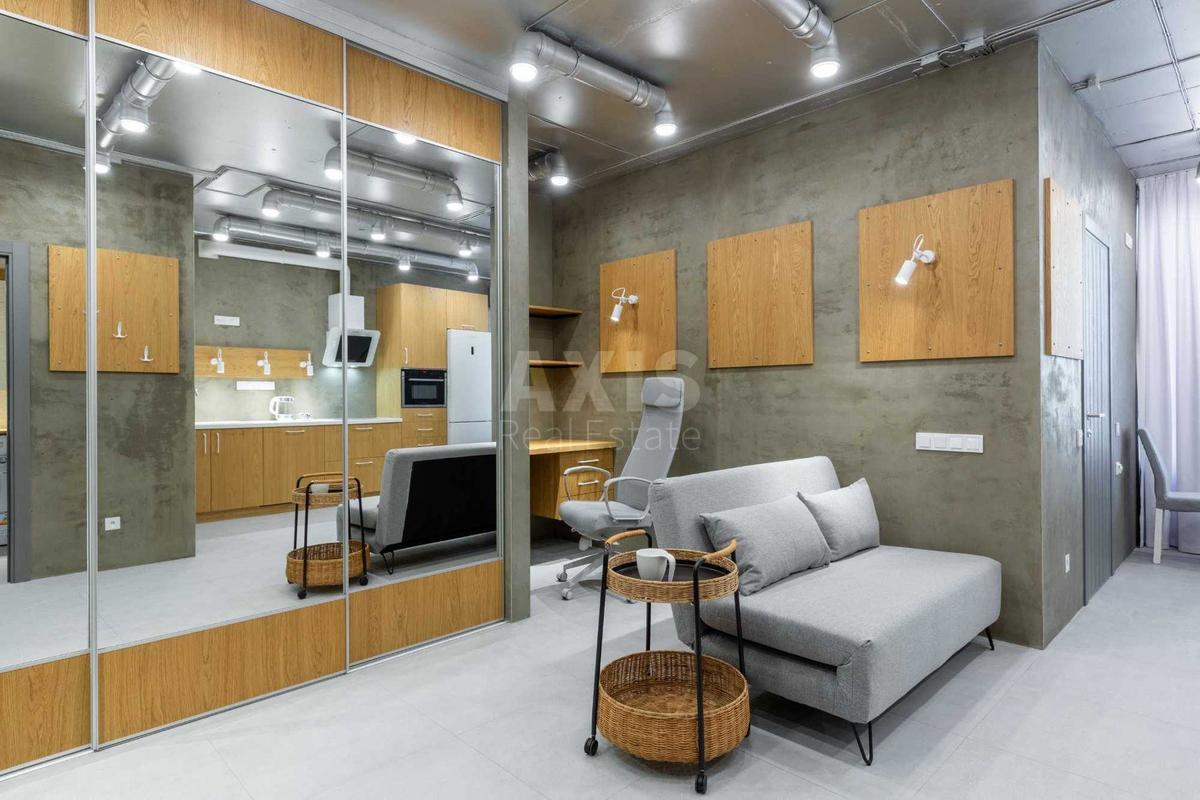 1k apartment pr-t Lobanovs'kogo 4А