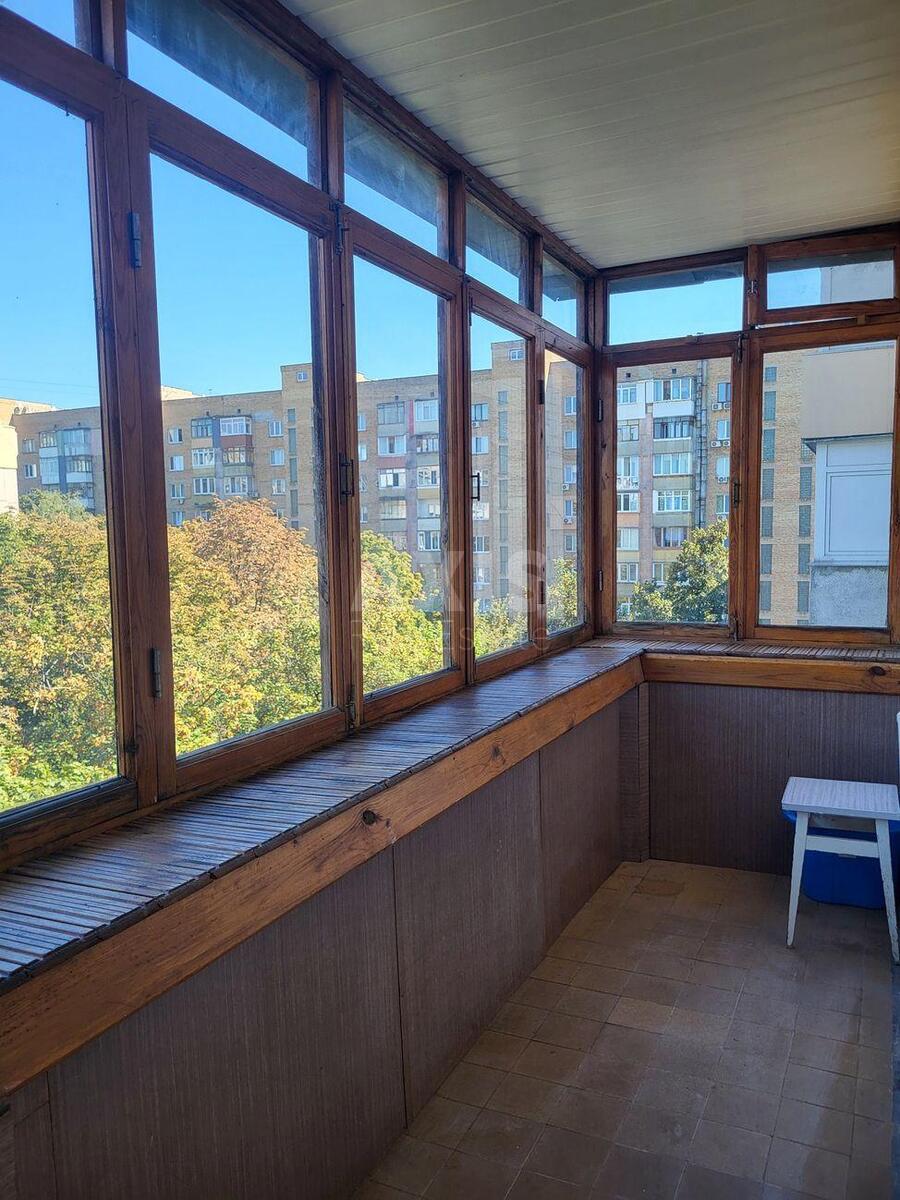 2к квартира ул. Евгения Коновальца 37588296