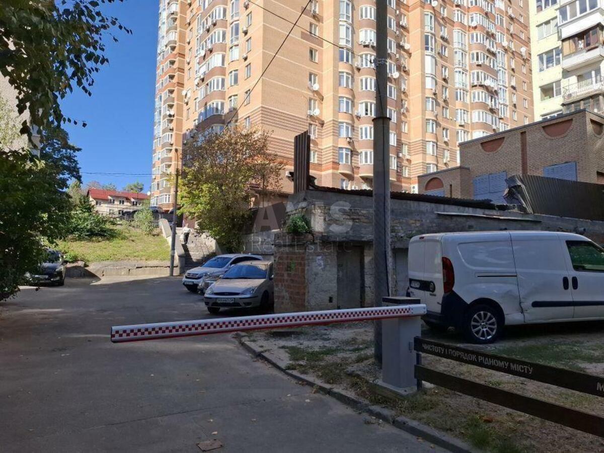 3k apartment vul. Velyka Vasyl'kivs'ka 131