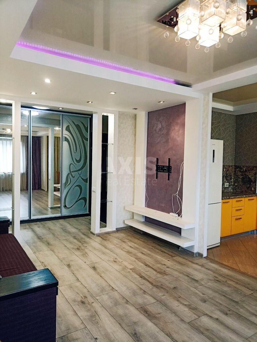 3k apartment vul. Vasyl'chenka 30