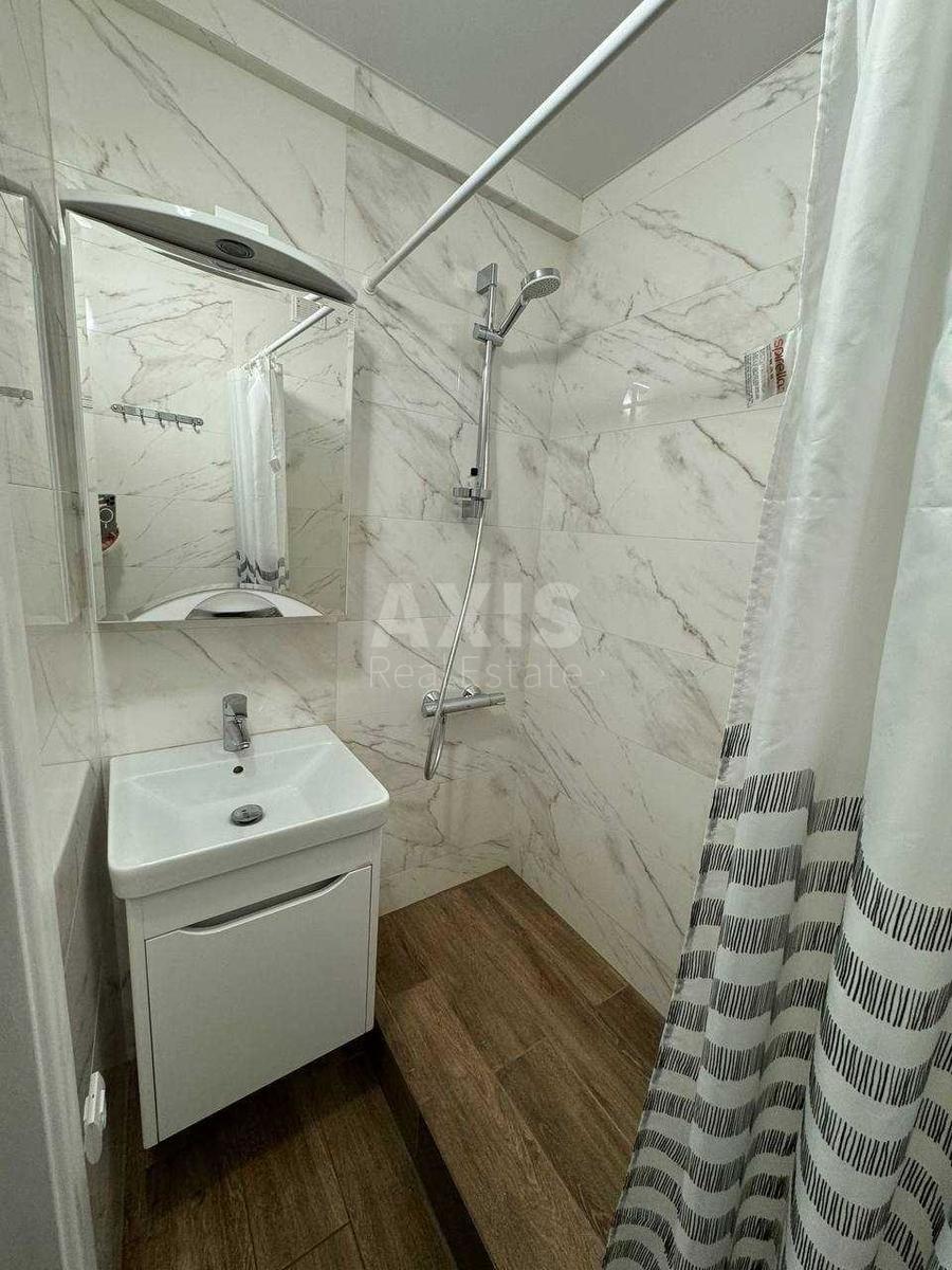 2k apartment vul. Saksagans'kogo 174