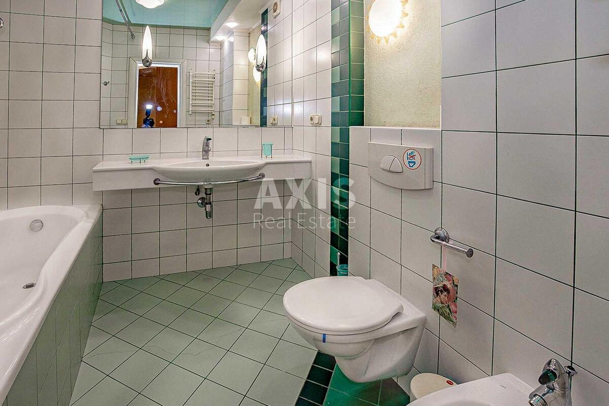3k apartment pl. Myhajlivs'ka 195765111