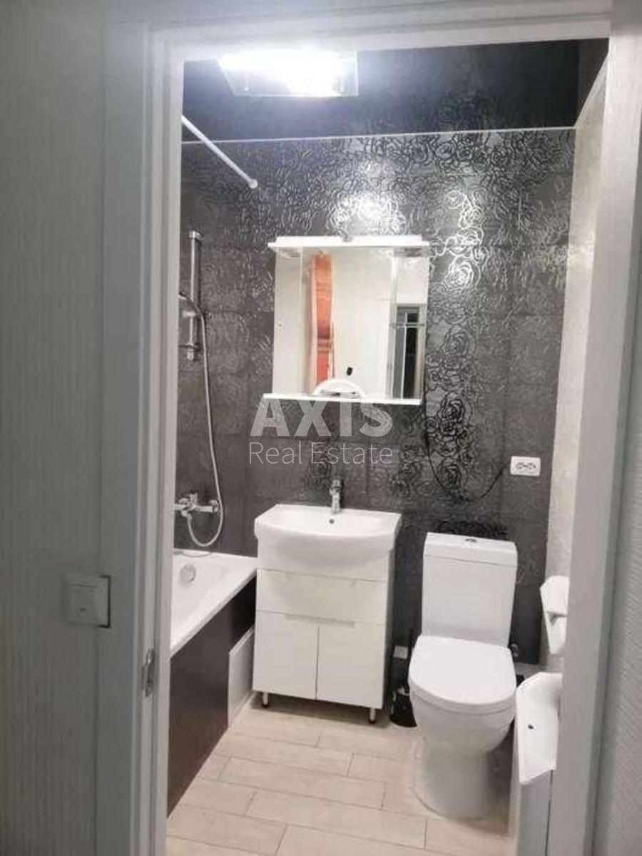 1k apartment vul. Petra Kalnyshevs'kogo 146
