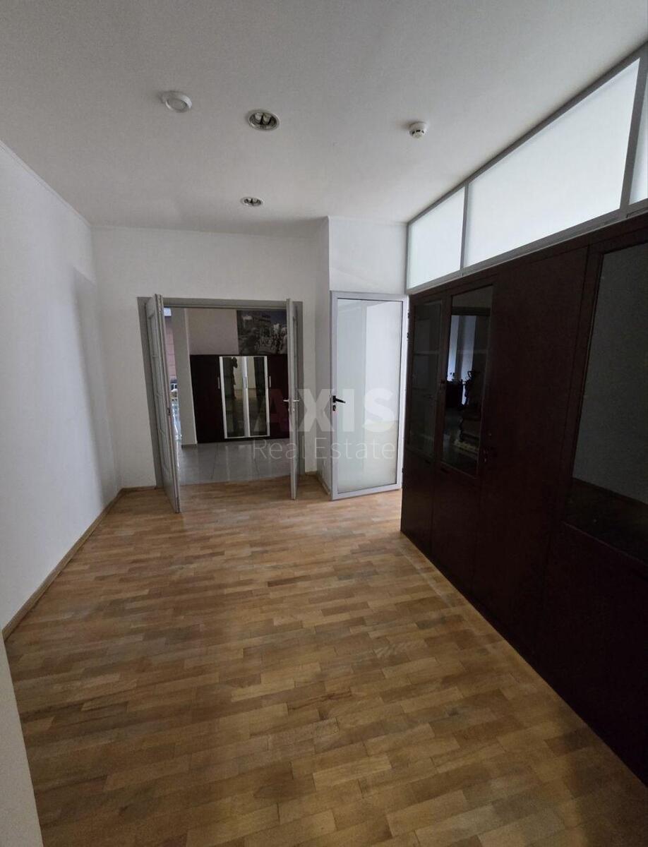 Office vul. Sichovyh Stril'civ 52А, 189m24