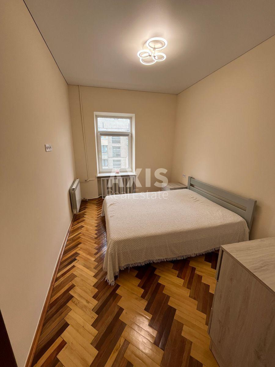 3k apartment vul. Kondratjuka Jurija 18А5790611