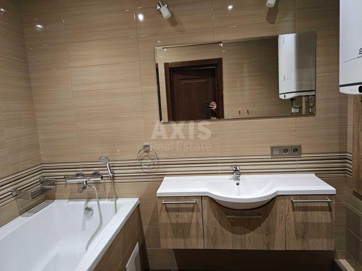 3k apartment vul. Yulia Zdanovska 50/29