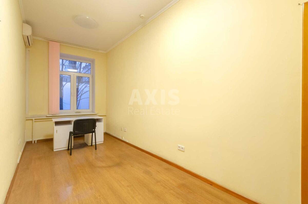Office vul. Shhekavyc'ka 57, 61m26
