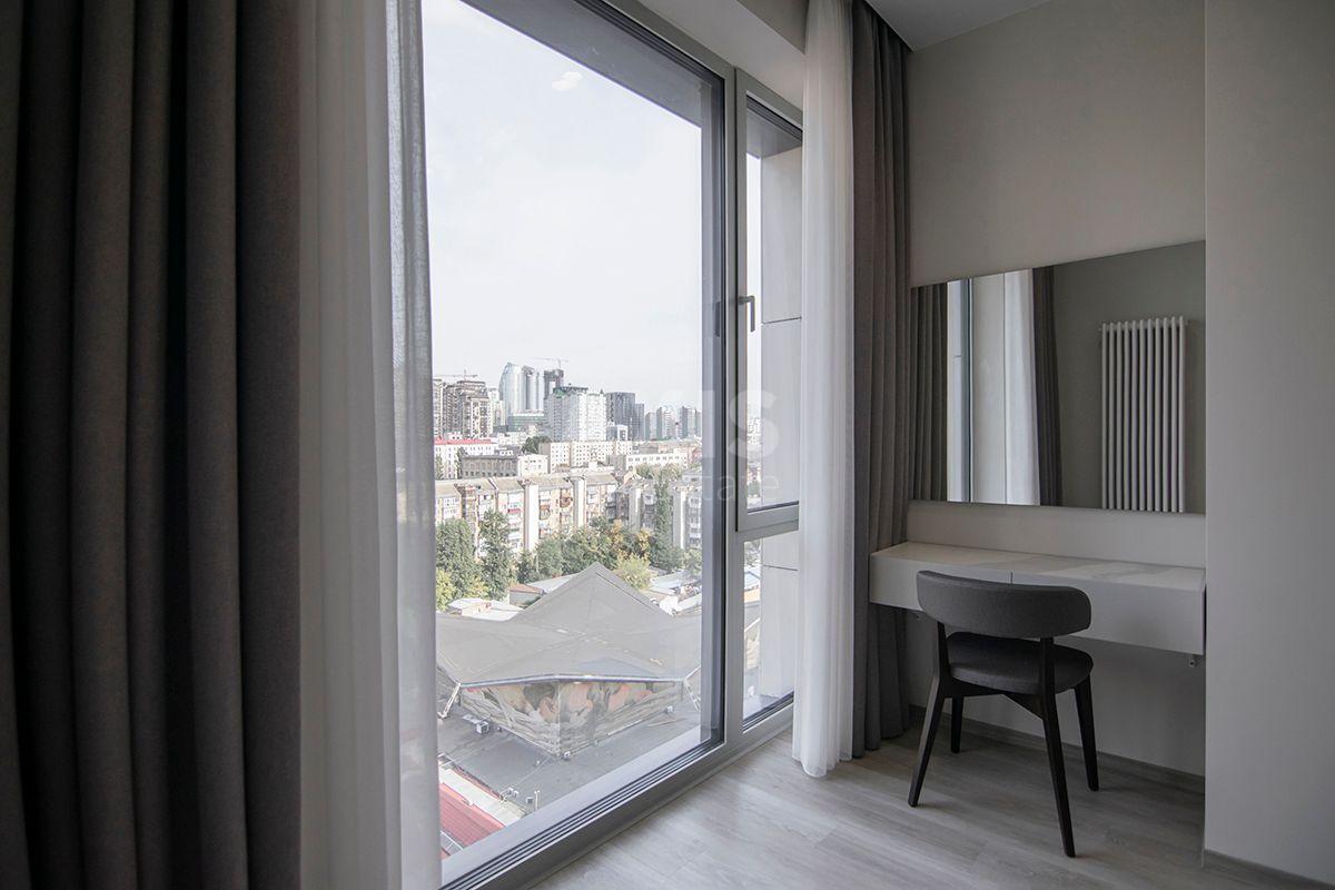 2k apartment vul. Antonovycha 118/193