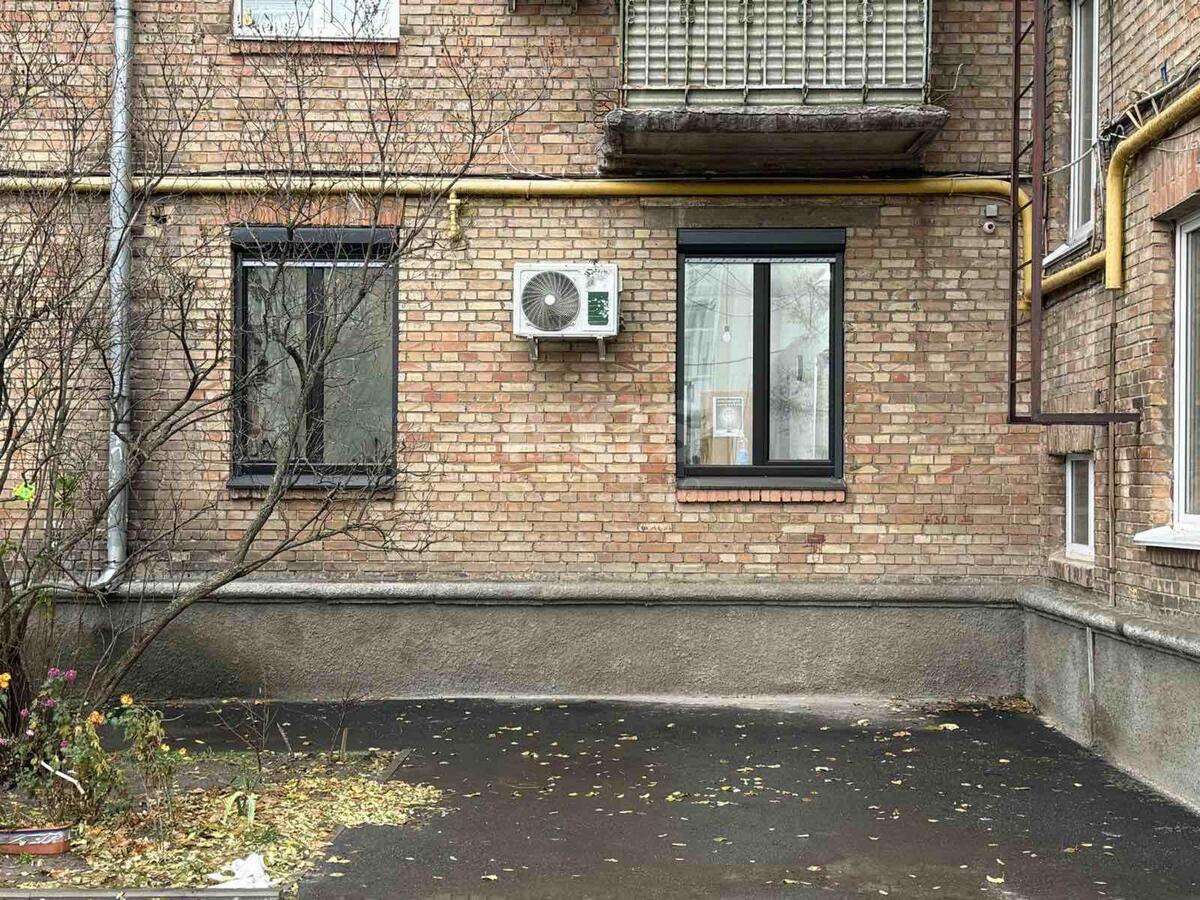 Trade object vul. Bazhova 13/9, 60m26138310