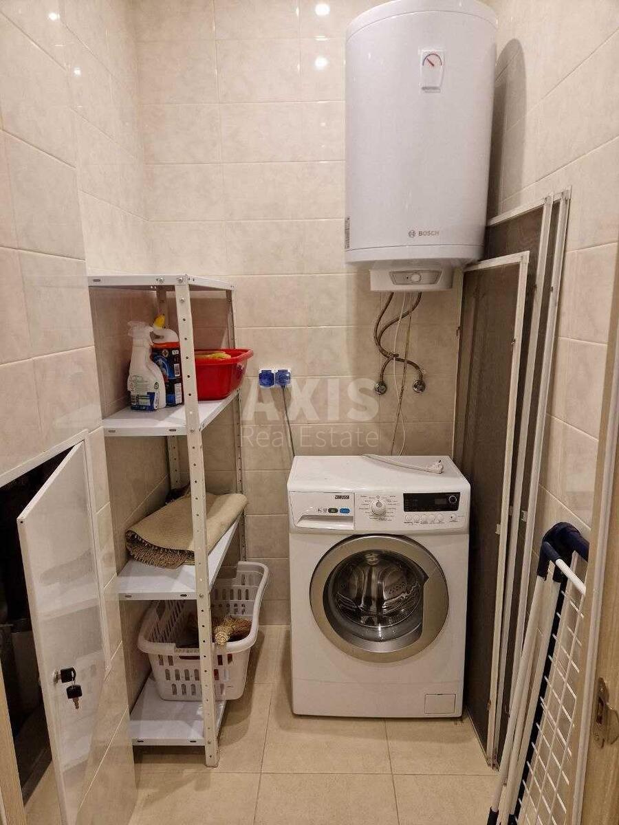 2k apartment vul. Svitla 3569686