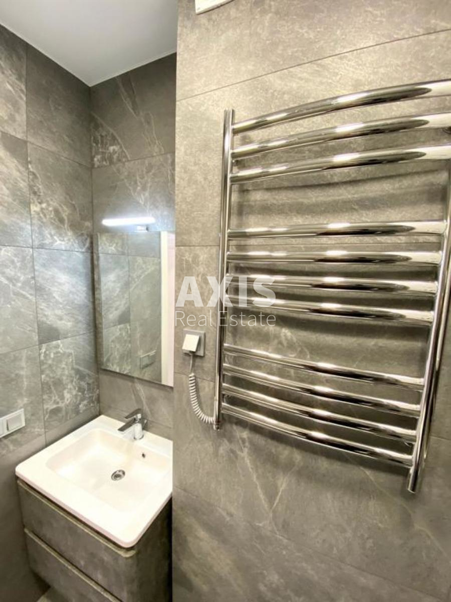 2k apartment vul. Gulaka Mykoly 44