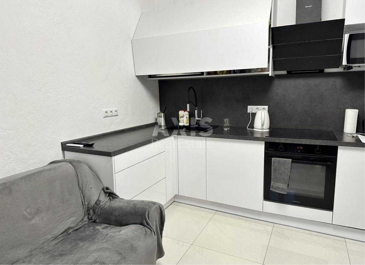 2k apartment vul. Dragomanova 14В