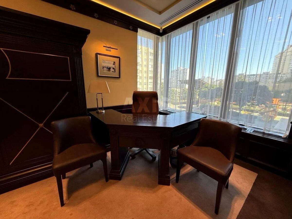Office pr-t Obolons'kyj 26, 120m2611869