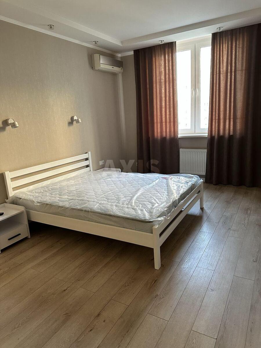 3к квартира ул. Ахматовой Анны 30581341