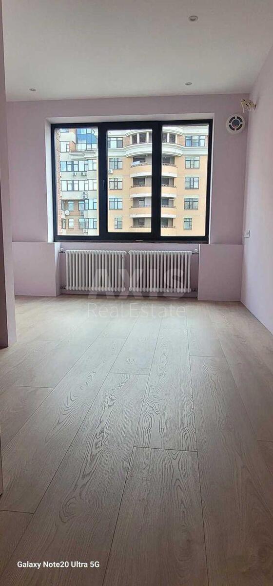 Office bul. Lesi Ukrai'nky 21А, 101m2575427