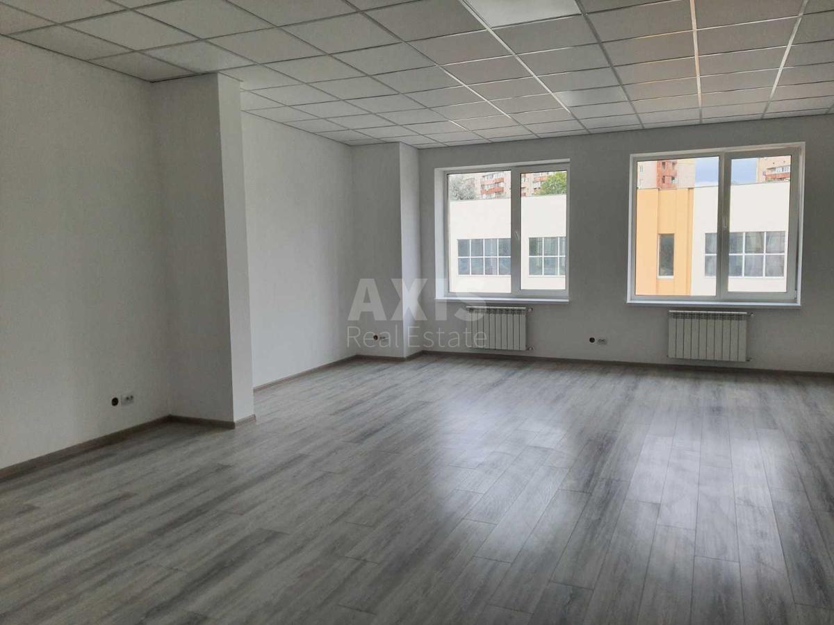 Service object vul. Glybochyc'ka 13В, 70m2