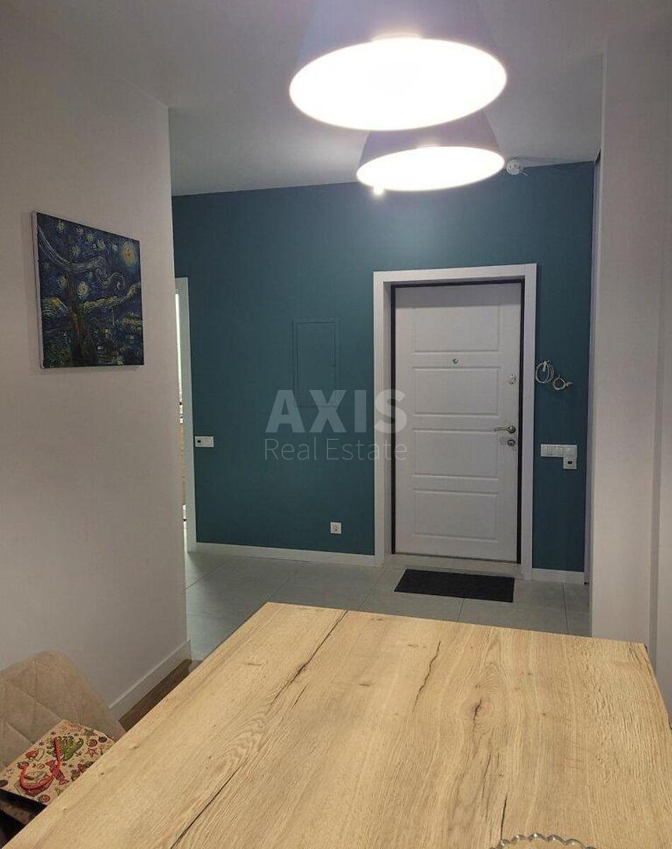 2k apartment vul. Kahovs'ka 62А4
