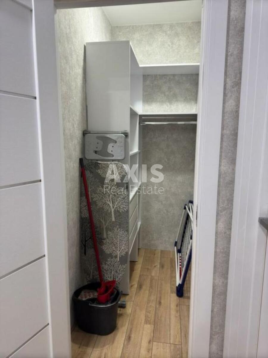 2k apartment vul. Glybochyc'ka 136