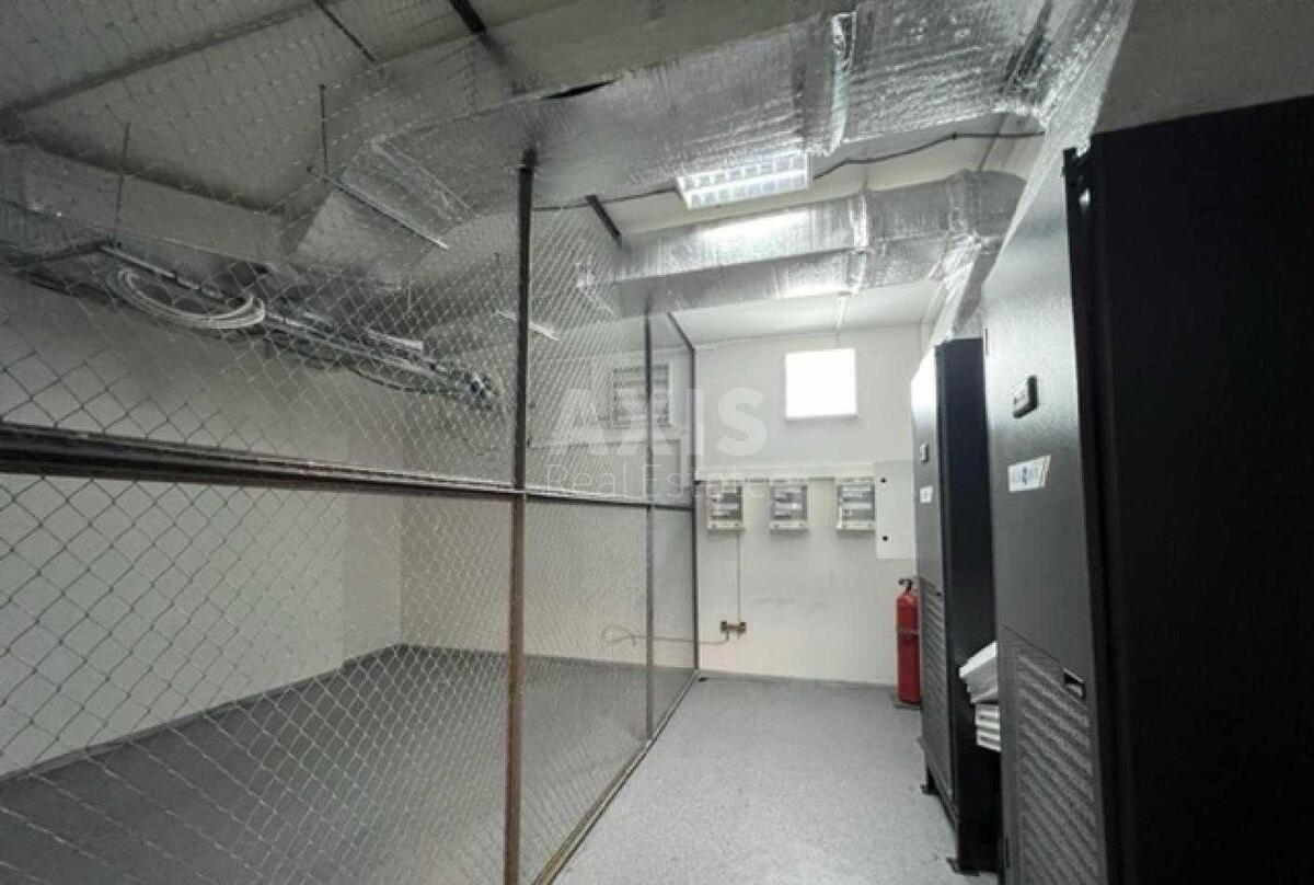 Office vul. Fizkul'tury 28, 1522m27