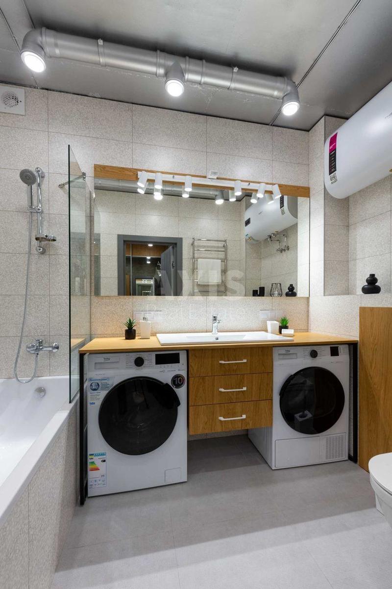 1k apartment vul. Radchenka Petra 270