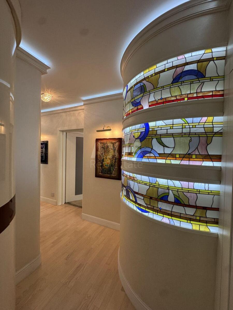 4k apartment vul. Andriya Verkhohlyada 186318615