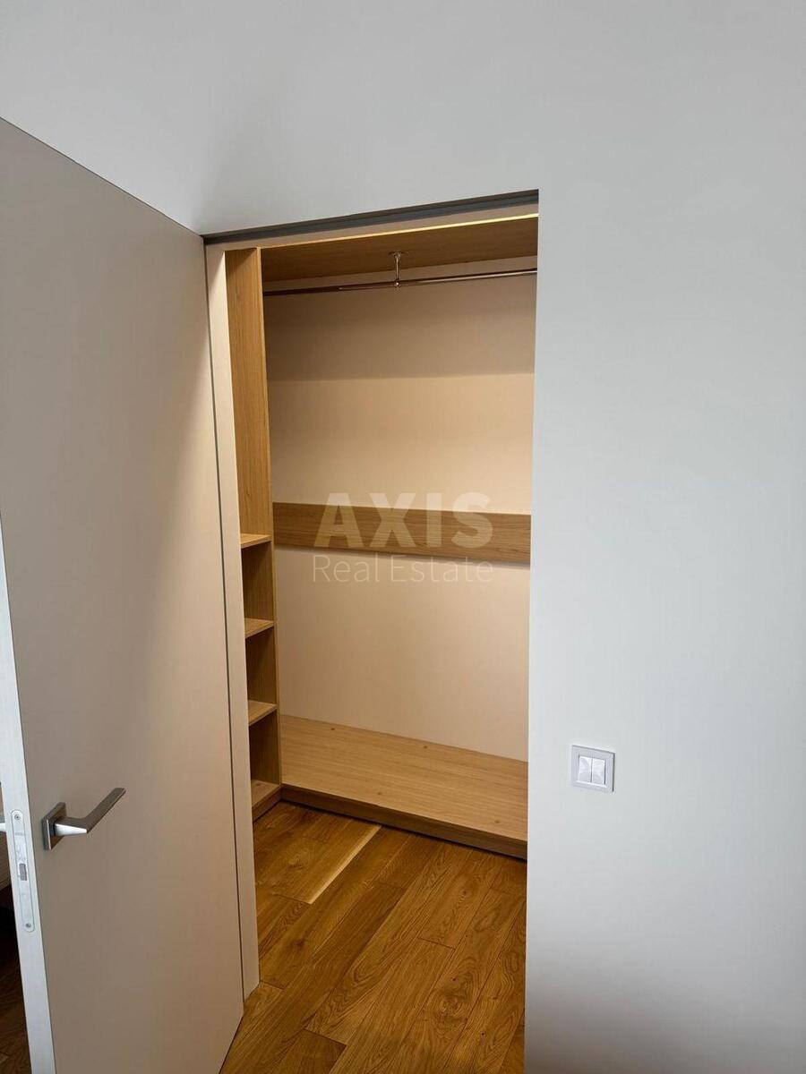 1k apartment vul. Degtjarivs'ka 179
