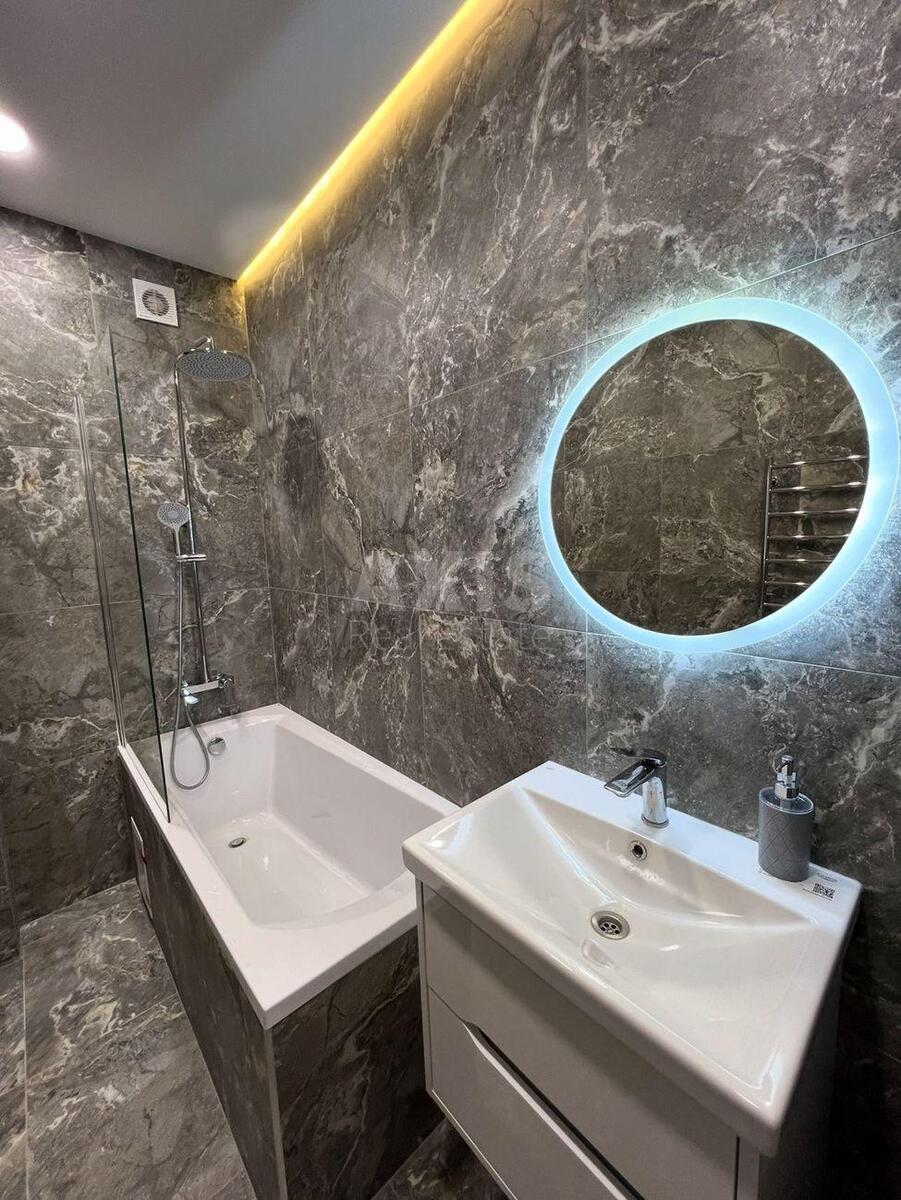 1к квартира ул. Телиги Елены 256