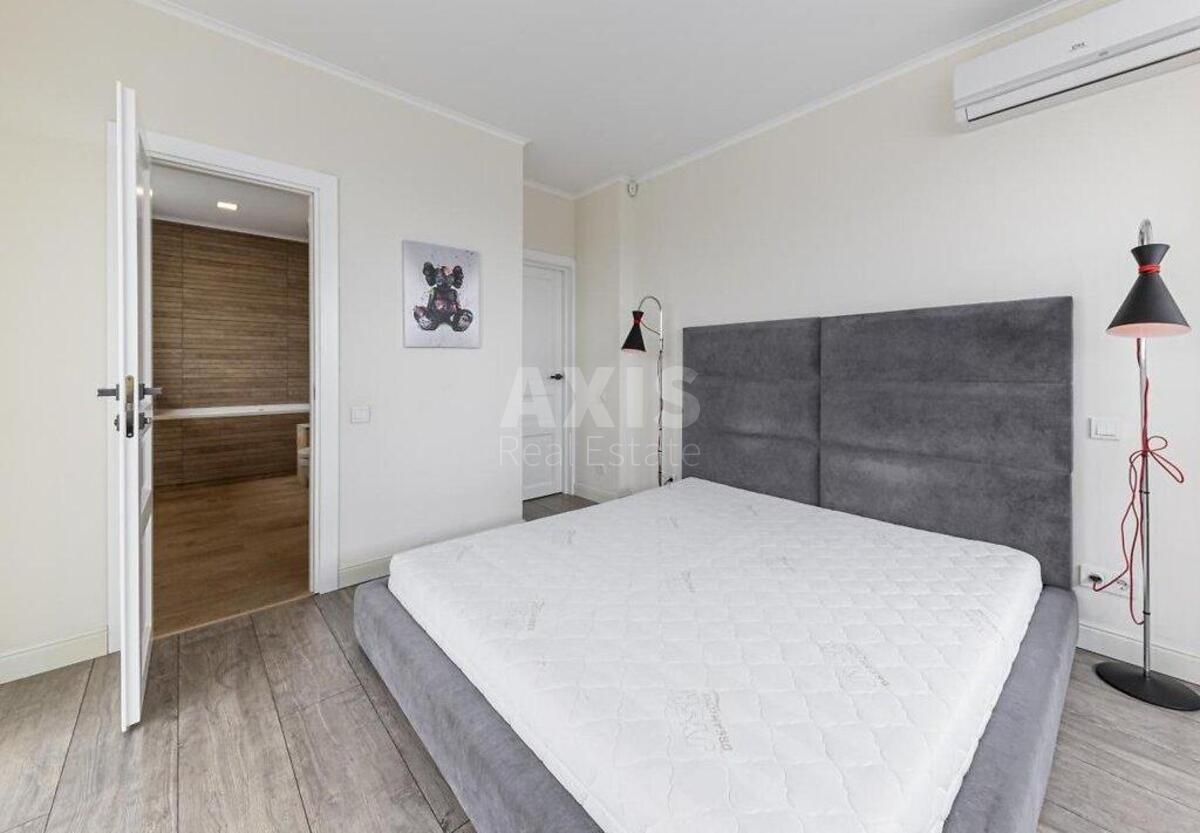 3k apartment vul. Bogdanivs'ka 7А8
