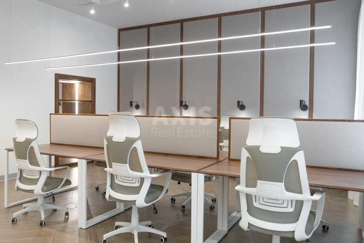 Office vul. Bul'varno-Kudrjavs'ka 51, 125m25