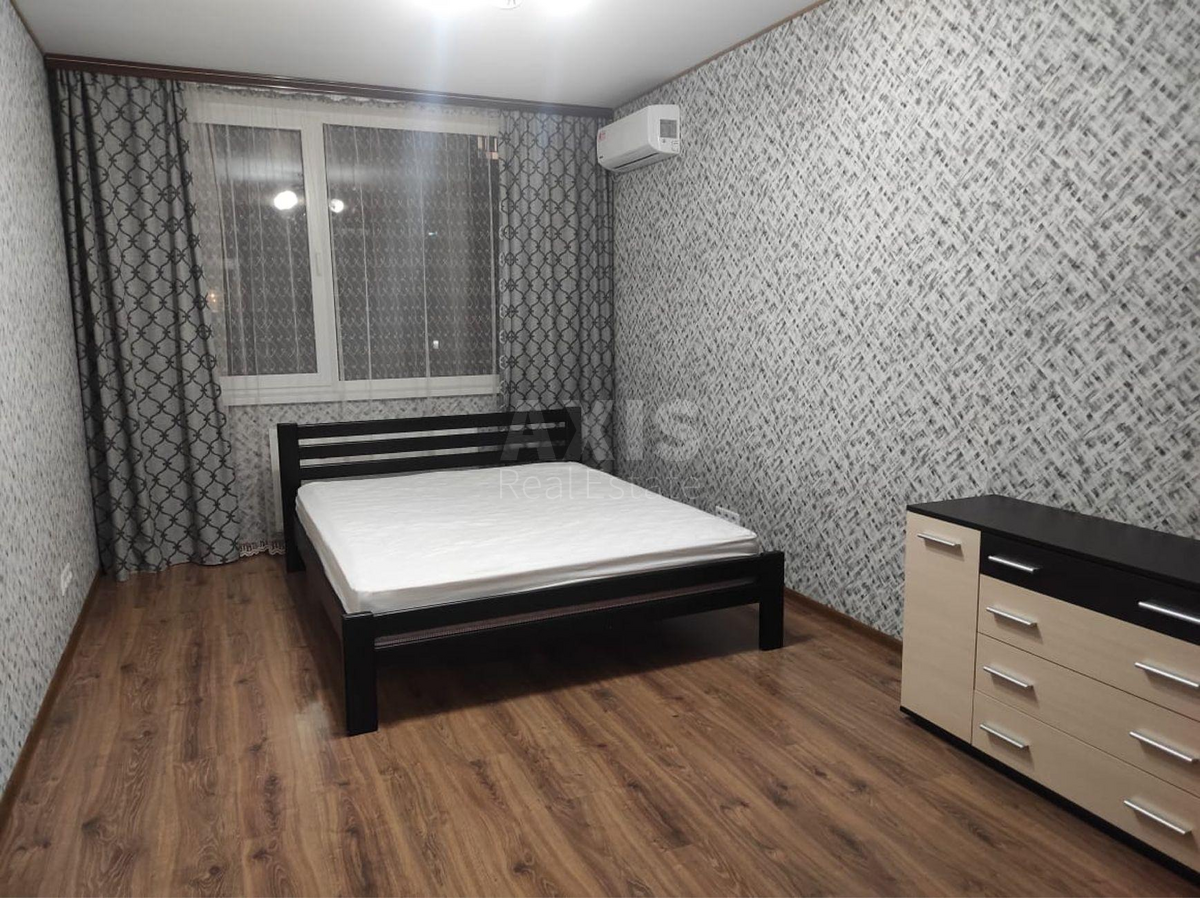 2к квартира ул. Семьи Кристеров 202