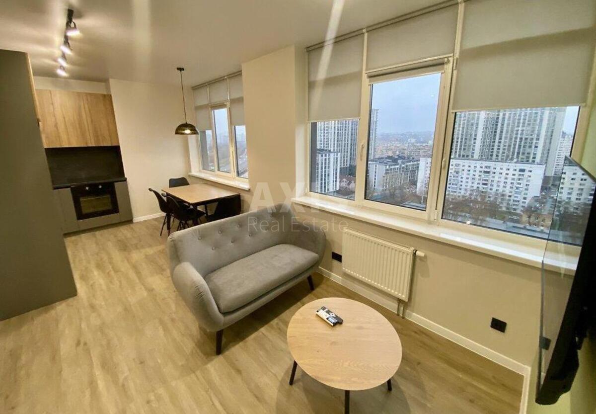 2k apartment vul. Chernigivs'ka 8Б1