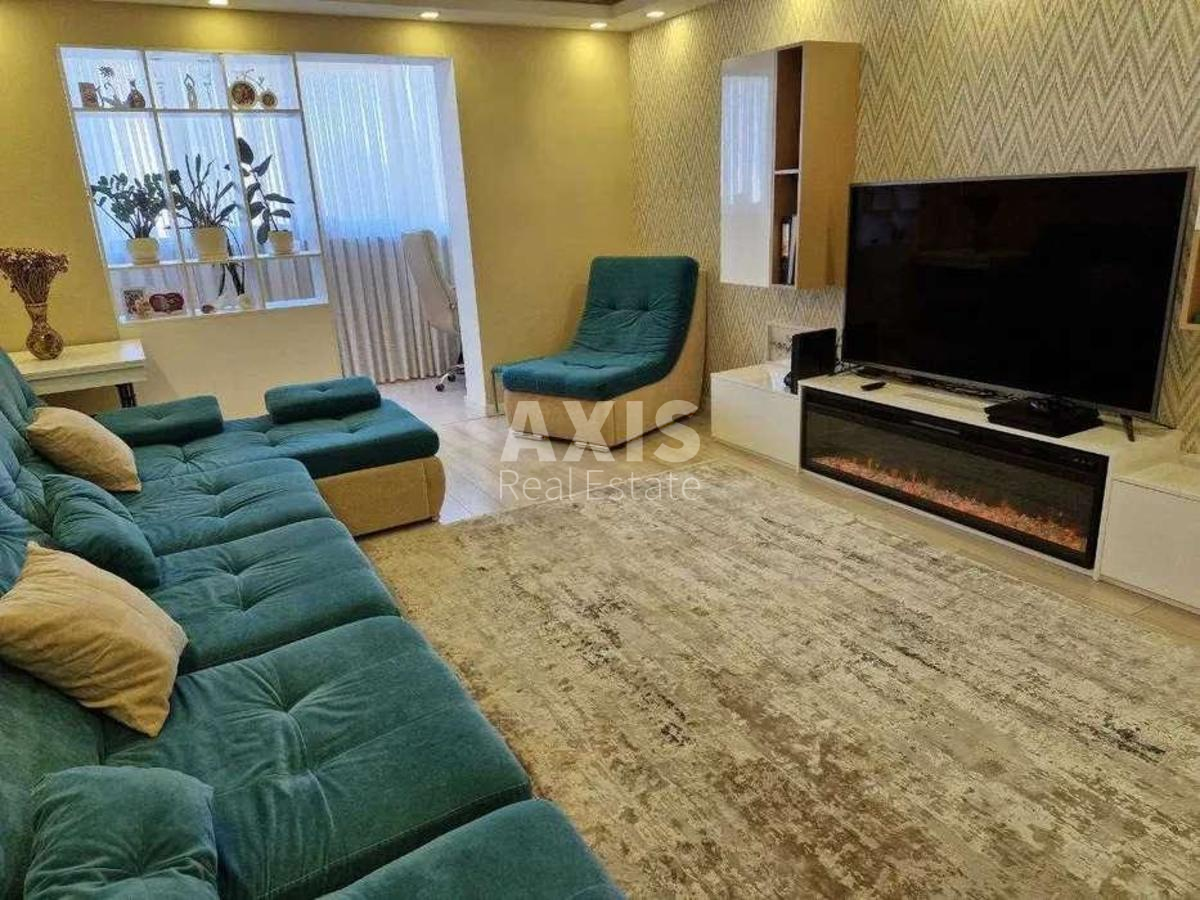 3k apartment pr-t Bazhana Mykoly 360