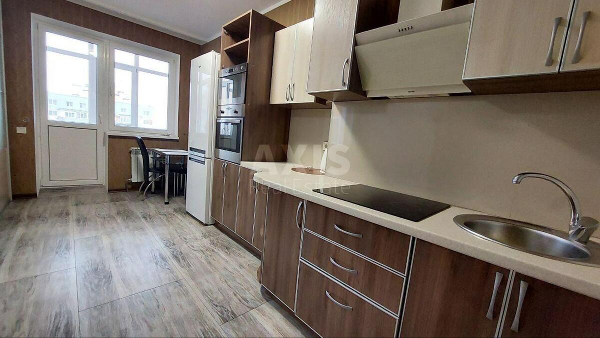 1k apartment vul. Kondratjuka Jurija 1