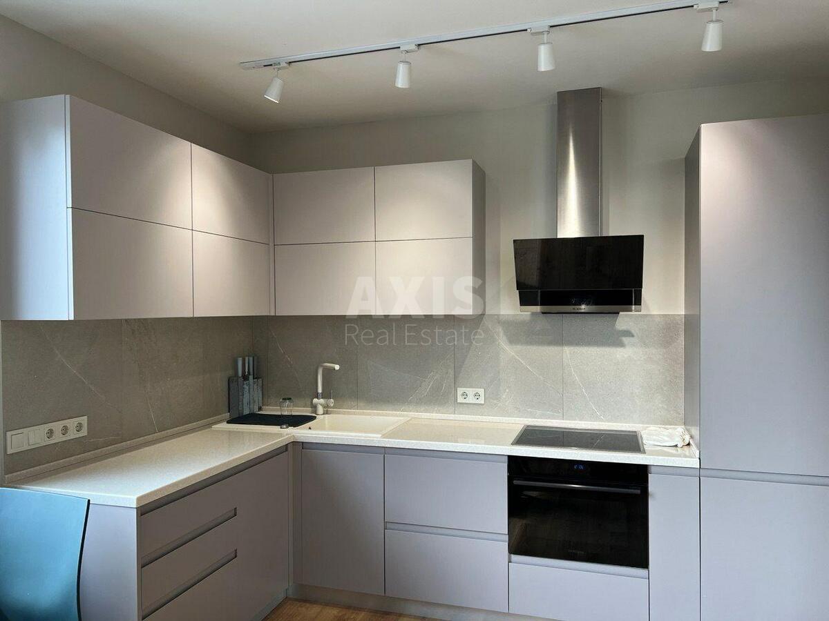 2k apartment vul. Antonovycha 740