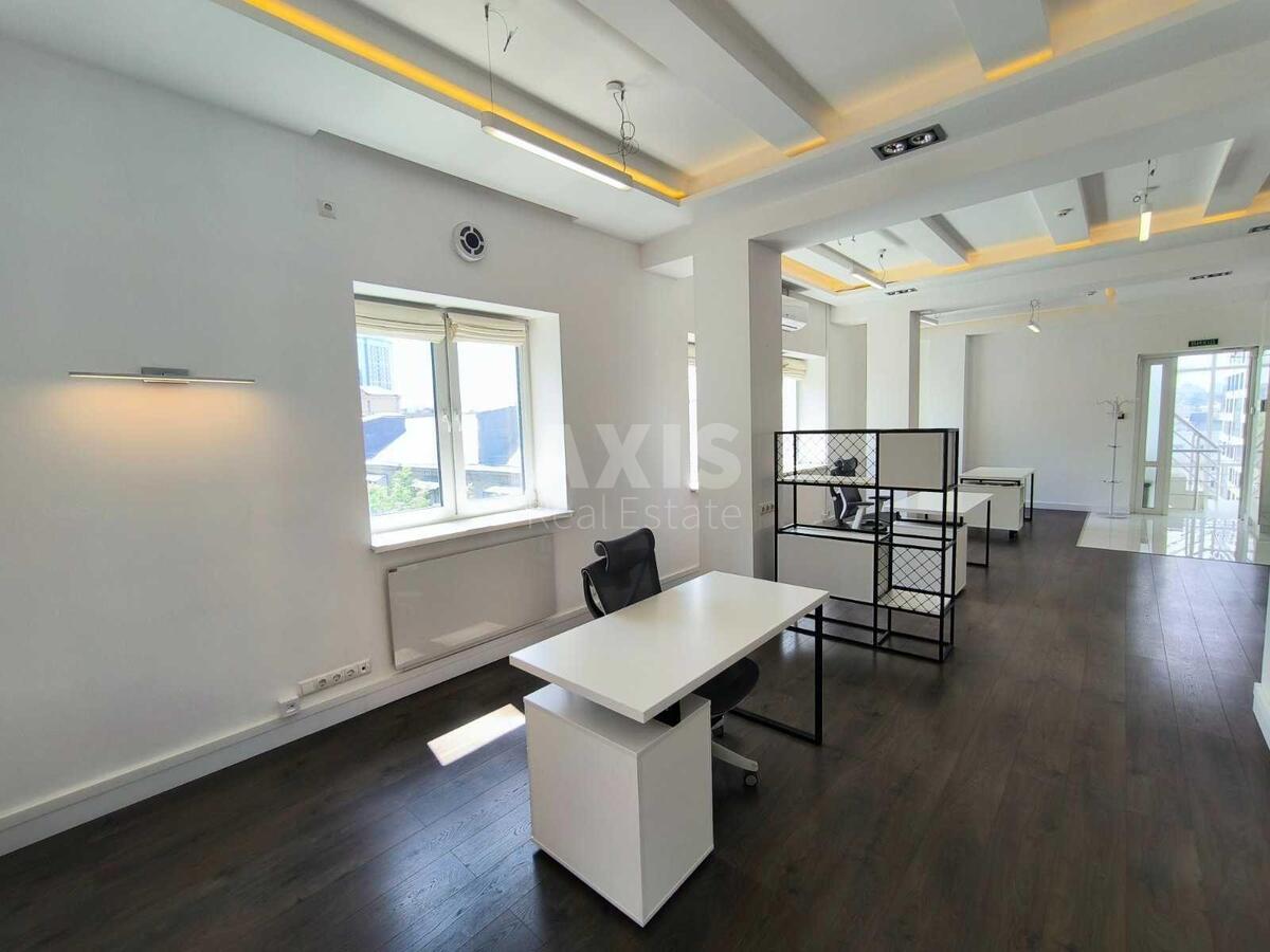 Office vul. Barbjusa Anri 5А, 96m2596569
